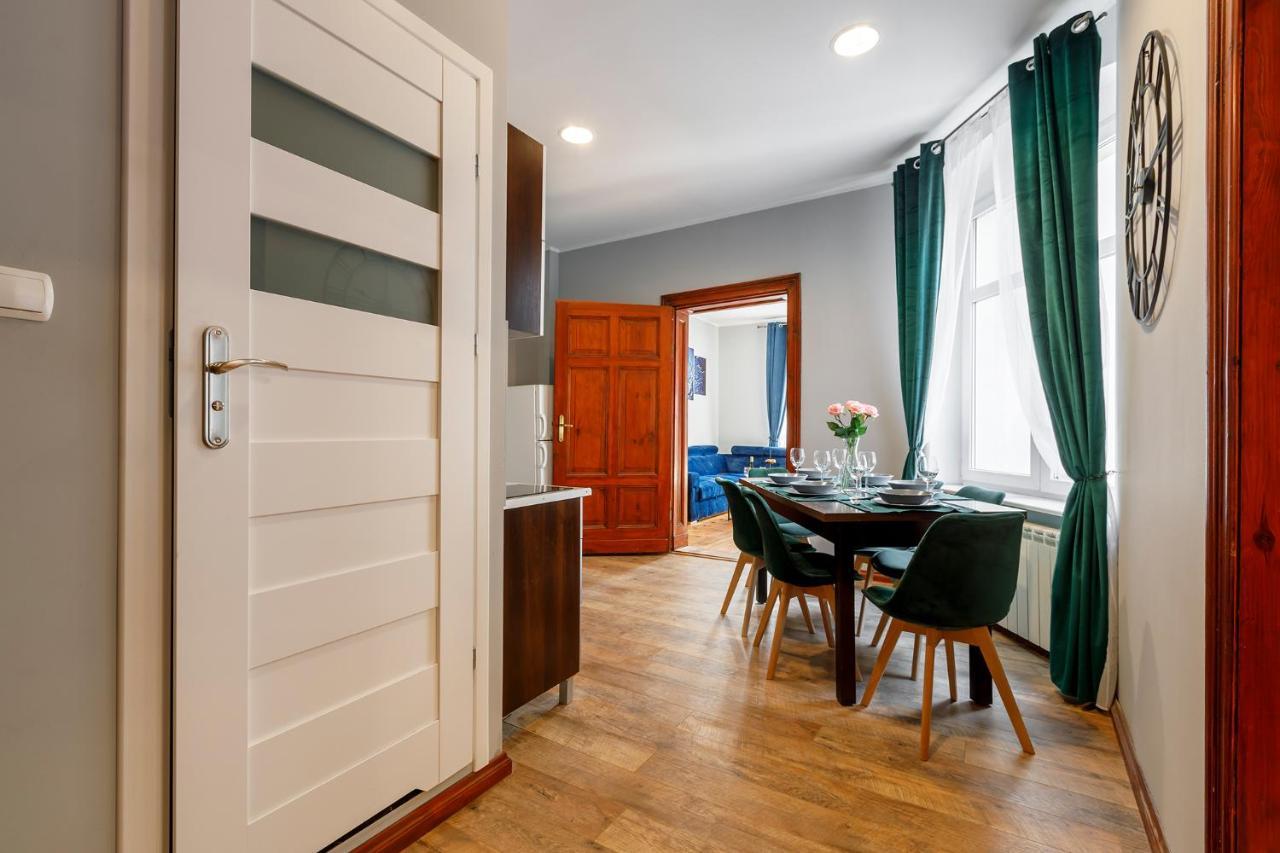 Chopin Park Apartments بوزنان المظهر الخارجي الصورة